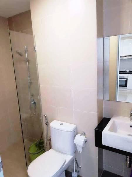 Condominium for Rent at Tropicana Bay Residences - Lucas Foo - Bathroom - PropertyGuru.com.my