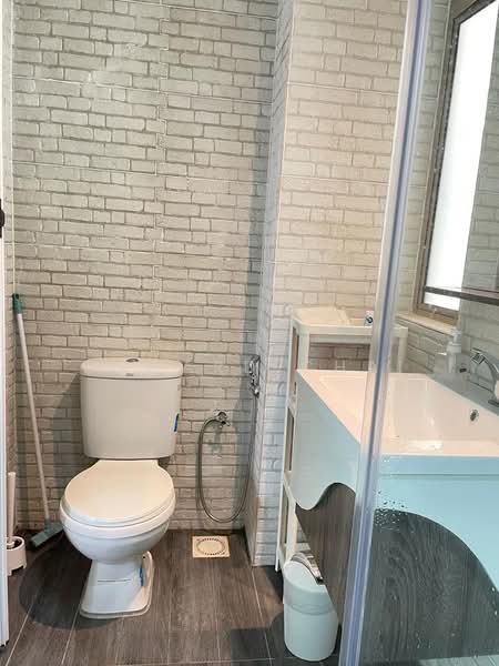 Servis Apartment untuk Dijual di Ritze Perdana 1 - Edward Chai - Bathroom - PropertyGuru.com.my
