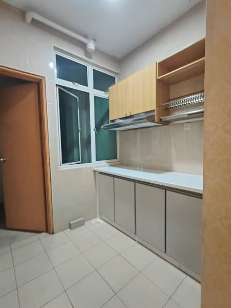 Pangsapuri untuk Disewa di Sri Samudera Apartment (Seaview Residence Suites) - Mr Lu - PropertyGuru.com.my
