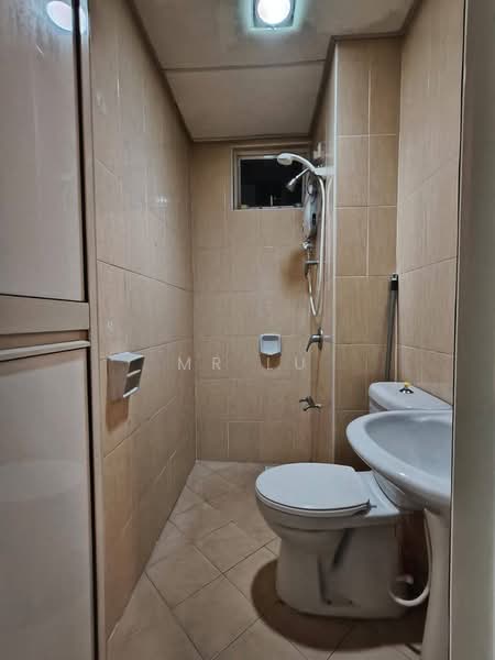 Pangsapuri untuk Disewa di Sri Samudera Apartment (Seaview Residence Suites) - Mr Lu - PropertyGuru.com.my