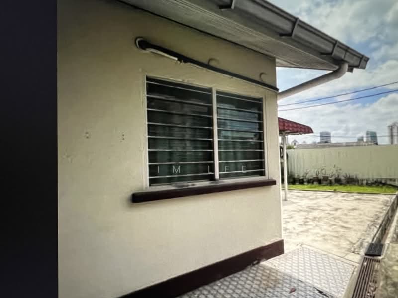 Bungalow for Sale in Seksyen 12 (Petaling Jaya) - Kim Lee - Exterior - PropertyGuru.com.my