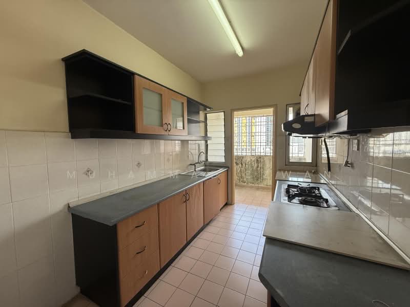 Kondominium untuk Dijual di Puncak Seri Kelana - Muhammad Ezwan - Kitchen - PropertyGuru.com.my