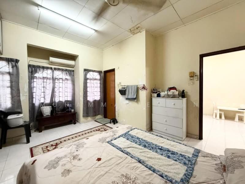 2-storey Terraced House for Sale in Shah Alam (Selangor) - Muhammad Ezwan - Bedroom - PropertyGuru.com.my