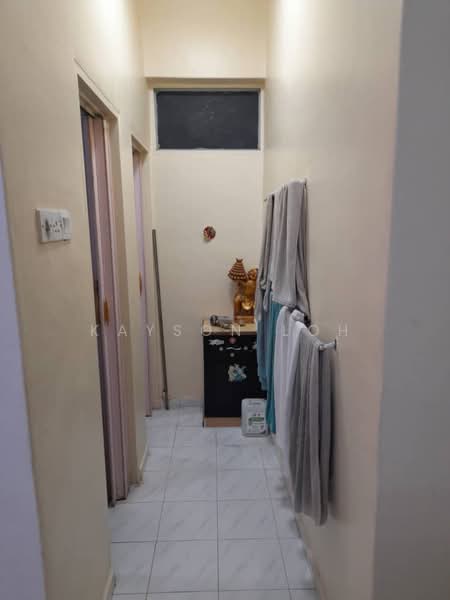 Rumah Flat untuk Dijual di Taman Terubong Jaya - Kayson Loh - Corridor - PropertyGuru.com.my
