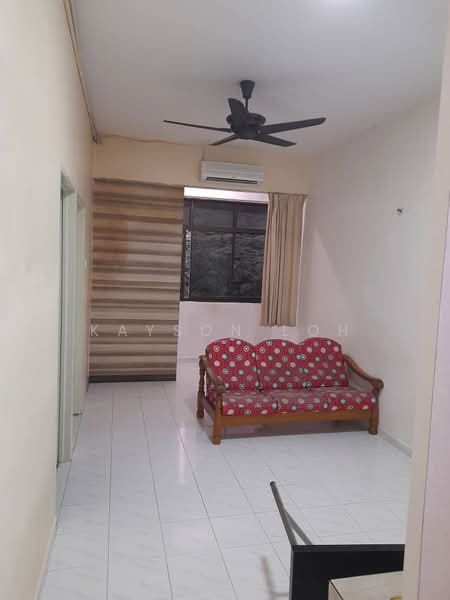 Rumah Flat untuk Dijual di Taman Terubong Jaya - Kayson Loh - Living Room - PropertyGuru.com.my