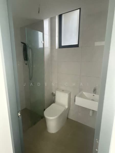 Service Residence for Rent at Altris Residences @ The Quartz WM - Jaden Chai - Bathroom - PropertyGuru.com.my