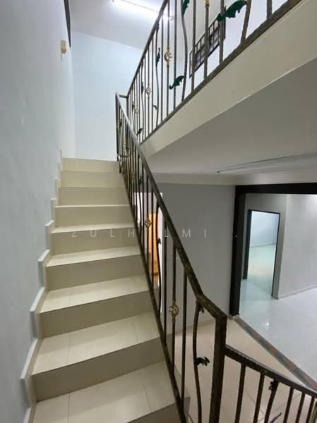 1-storey Terraced House for Sale in Taman Universiti (Skudai) - ZULHILMI . - PropertyGuru.com.my