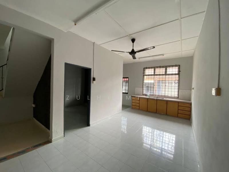 1-storey Terraced House for Sale in Taman Universiti (Skudai) - ZULHILMI . - PropertyGuru.com.my