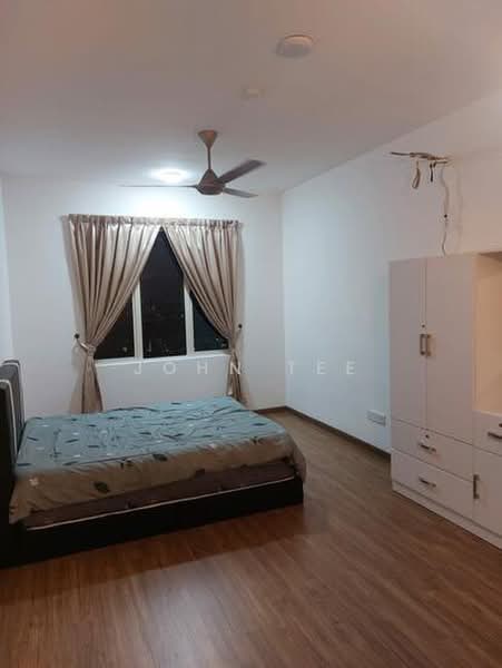 Servis Apartment untuk Disewa di The Tresor @ Gravit8 - John Tee - Bedroom - PropertyGuru.com.my