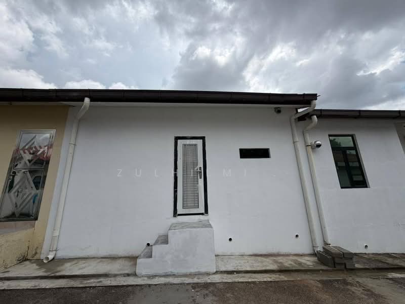 Rumah Teres 1 Tingkat untuk Dijual di Taman Pelangi Indah (Ulu Tiram) - ZULHILMI . - PropertyGuru.com.my