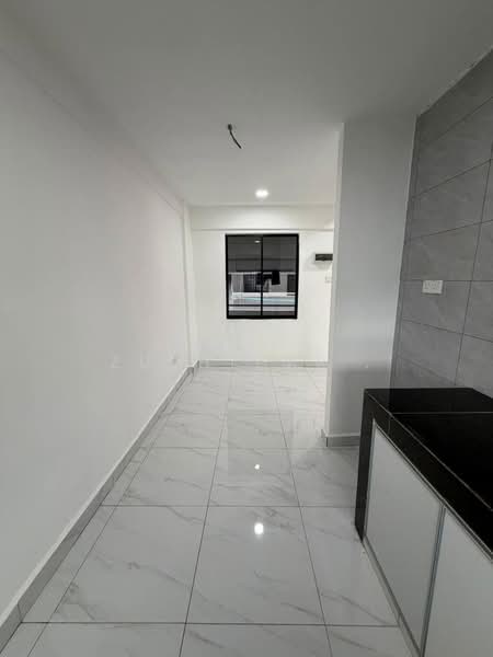 Flat for Sale at Taman Molek - ZULHILMI . - PropertyGuru.com.my