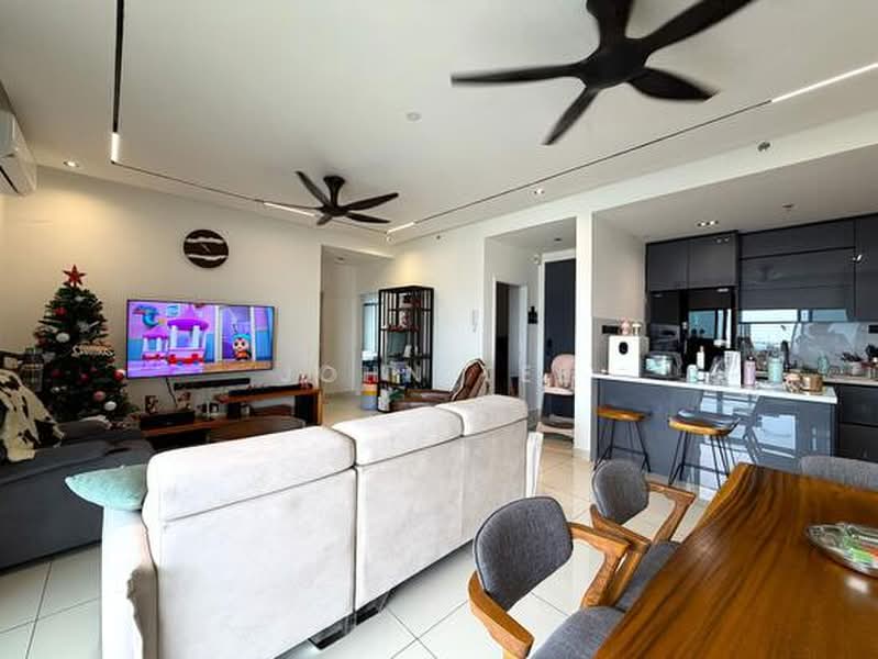 Servis Apartment untuk Disewa di TRIO By Setia - John Tee - Living Room - PropertyGuru.com.my