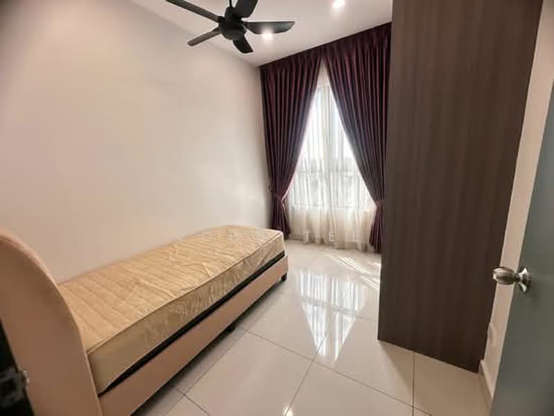 Servis Apartment untuk Disewa di TRIO By Setia - John Tee - Bedroom - PropertyGuru.com.my