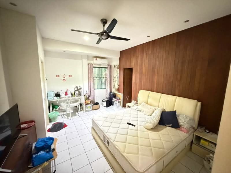 2-storey Terraced House for Sale in Rawang Perdana 2 (Rawang) - Andy Yap - Bedroom - PropertyGuru.com.my
