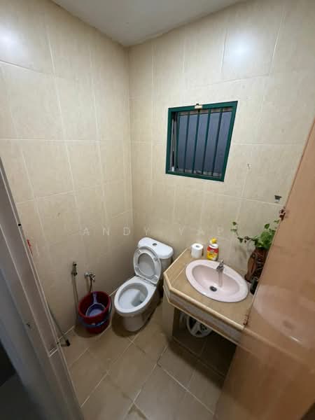2-storey Terraced House for Sale in Rawang Perdana 2 (Rawang) - Andy Yap - Bathroom - PropertyGuru.com.my