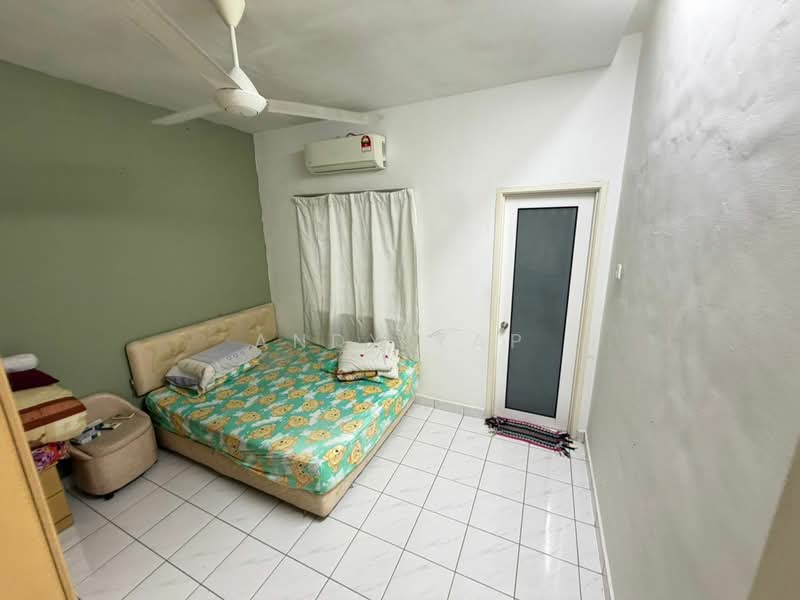 2-storey Terraced House for Sale in Rawang Perdana 2 (Rawang) - Andy Yap - Bedroom - PropertyGuru.com.my