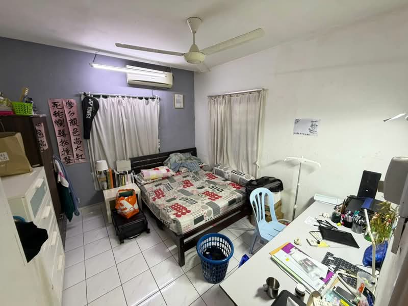 2-storey Terraced House for Sale in Rawang Perdana 2 (Rawang) - Andy Yap - Bedroom - PropertyGuru.com.my
