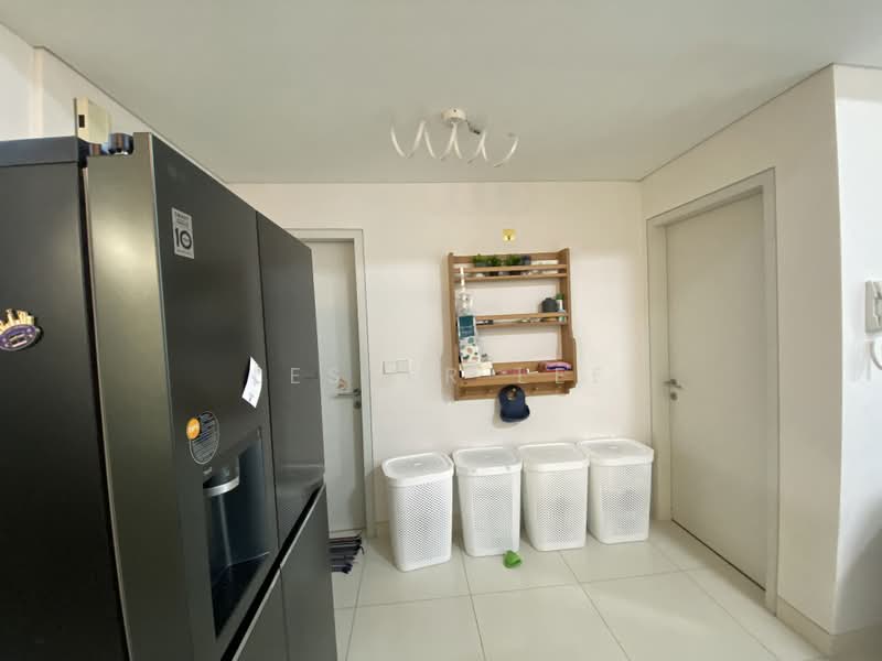 Servis Apartment untuk Dijual di Radia Residences - Lester Lee - Kitchen - PropertyGuru.com.my
