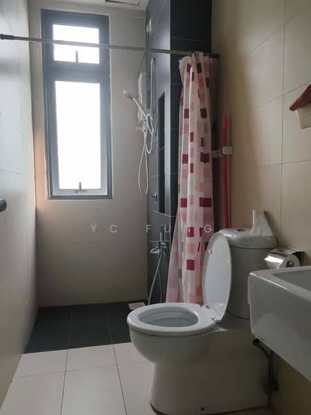 Service Residence for Rent at 8Scape Residence @ Sutera - YC Fung - Bathroom - PropertyGuru.com.my