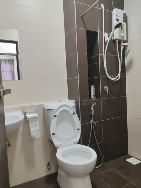 Service Residence for Rent at 8Scape Residence @ Sutera - YC Fung - Bathroom - PropertyGuru.com.my