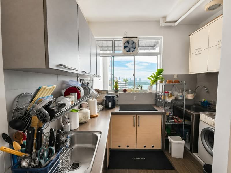 Kondominium untuk Dijual di Bayswater Resort Condominium - Minggie . - Kitchen - PropertyGuru.com.my