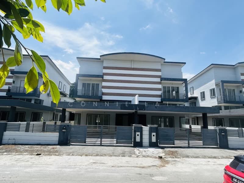 Rumah Berkembar untuk Dijual di Taman Bercham Tropicana (Ipoh) - Connie Lai - Exterior - PropertyGuru.com.my
