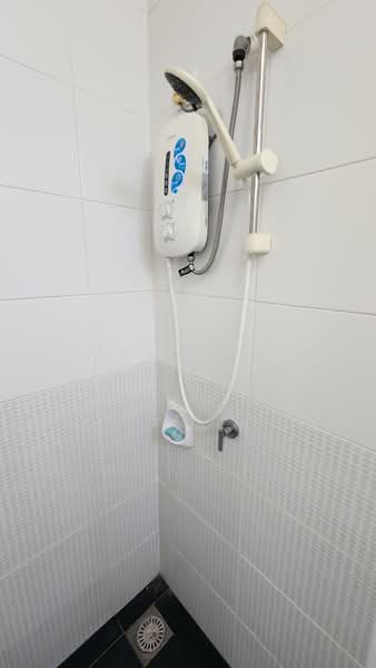 2-storey Terraced House for Rent in Kota Masai (Pasir Gudang) - Terence Tan - Bathroom - PropertyGuru.com.my