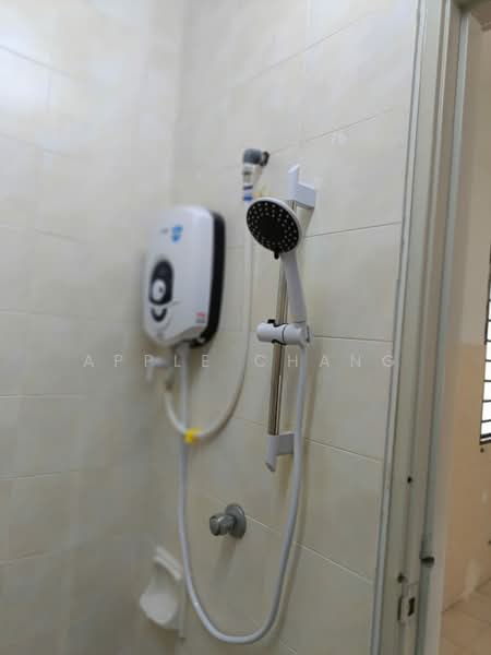 2-storey Terraced House for Rent in Bandar Puteri Puchong (Puchong) - Apple Chang - Bathroom - PropertyGuru.com.my