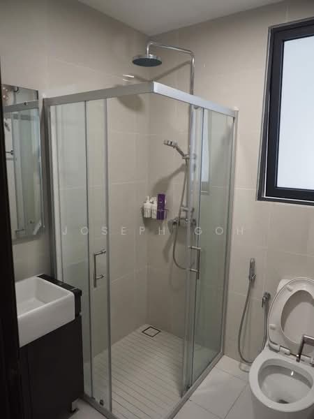 Kondominium untuk Disewa di Amberside @ Country Garden Danga Bay - Joseph Goh - Bathroom - PropertyGuru.com.my