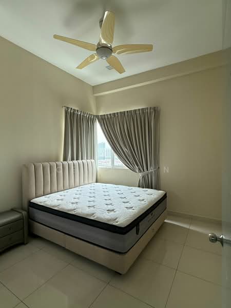 Condominium for Sale at The Regina - Celia Tan - Bedroom - PropertyGuru.com.my
