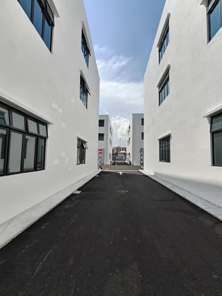 Shop / Office for Rent in Bandar Baru Permas Jaya (Permas Jaya) - Sammi Hoo - PropertyGuru.com.my
