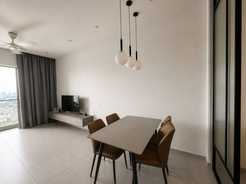 Servis Apartment untuk Dijual di The Arcuz - Chris Lee - Living Room - PropertyGuru.com.my