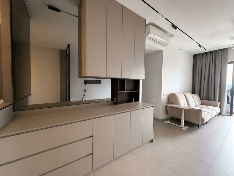 Servis Apartment untuk Dijual di The Arcuz - Chris Lee - Living Room - PropertyGuru.com.my