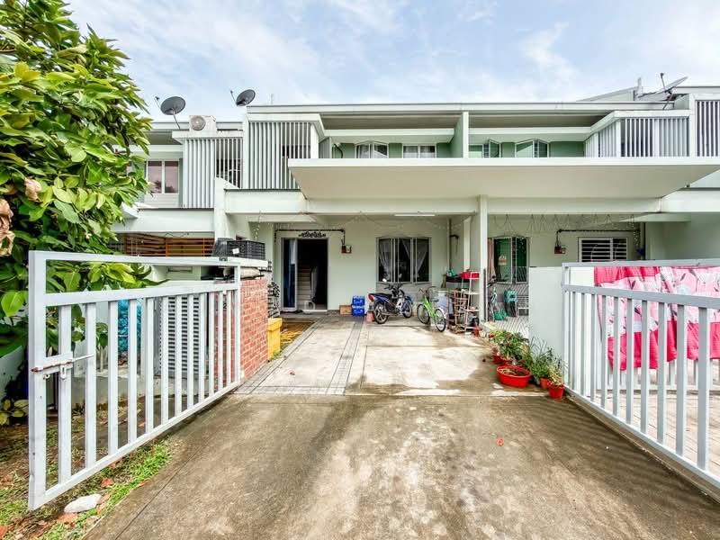 2-storey Terraced House for Sale in Bandar Baru Salak Tinggi (Sepang) - Ajwad Azizan - PropertyGuru.com.my