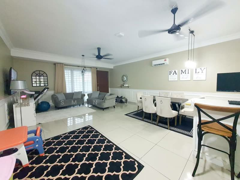 Townhouse for Sale in Kajang (Selangor) - Yasmin Sulaiman - Living Room - PropertyGuru.com.my