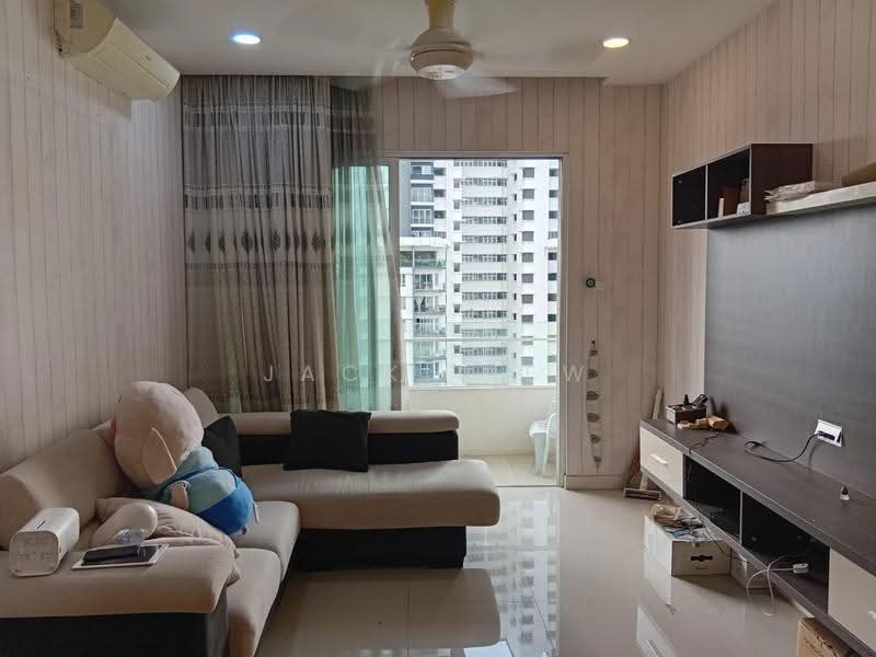 Kondominium untuk Disewa di Scenaria @ North Kiara Hills - Jack Liew - Living Room - PropertyGuru.com.my
