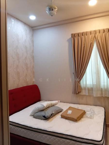 Kondominium untuk Disewa di Scenaria @ North Kiara Hills - Jack Liew - Bedroom - PropertyGuru.com.my