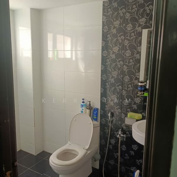 Condominium for Rent at Pelangi Astana - Kerry Tam - Bathroom - PropertyGuru.com.my