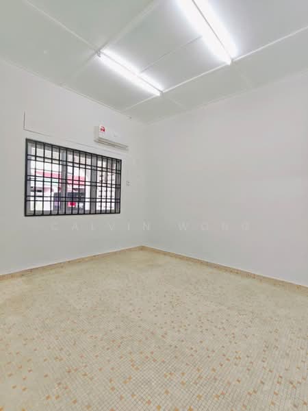 Rumah Teres 1 Tingkat untuk Dijual di Taman Sri Tebrau (Johor Bahru) - Calvin Wong - Interior - PropertyGuru.com.my