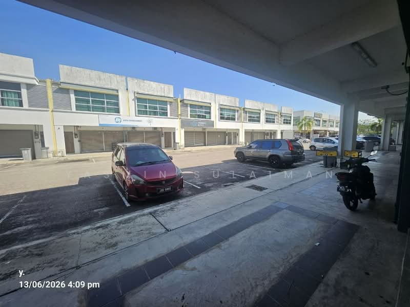 Shop for Sale in Batu Pahat (Johor) - Yasmin Sulaiman - Exterior - PropertyGuru.com.my