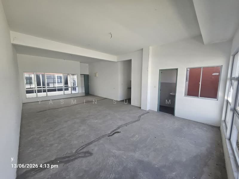 Shop for Sale in Batu Pahat (Johor) - Yasmin Sulaiman - Interior - PropertyGuru.com.my