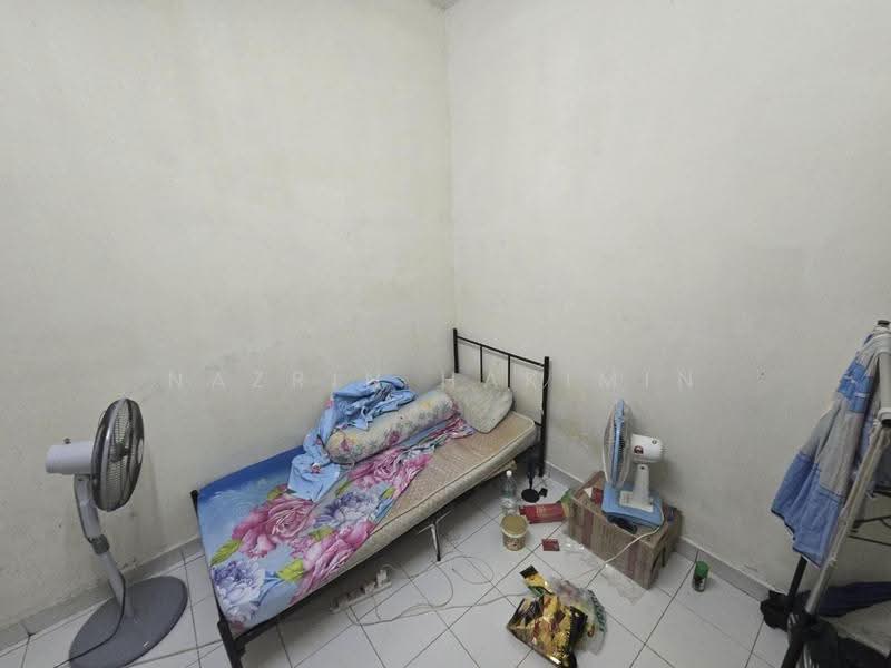 2-storey Terraced House for Sale in Desa Coalfields (Sungai Buloh) - Nazrin Hakimin - Bedroom - PropertyGuru.com.my