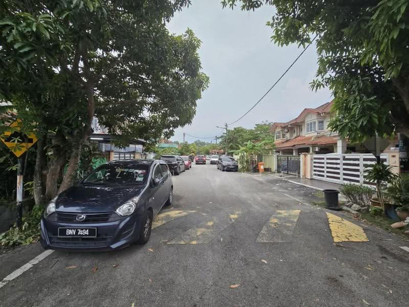 2-storey Terraced House for Sale in Desa Coalfields (Sungai Buloh) - Nazrin Hakimin - Exterior - PropertyGuru.com.my