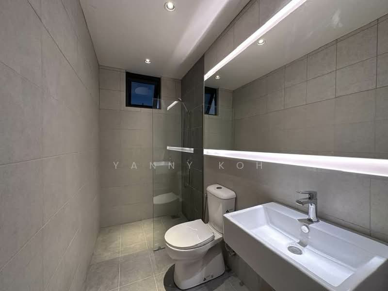 Servis Apartment untuk Dijual di Aster Hill - Yanny Koh - Bathroom - PropertyGuru.com.my