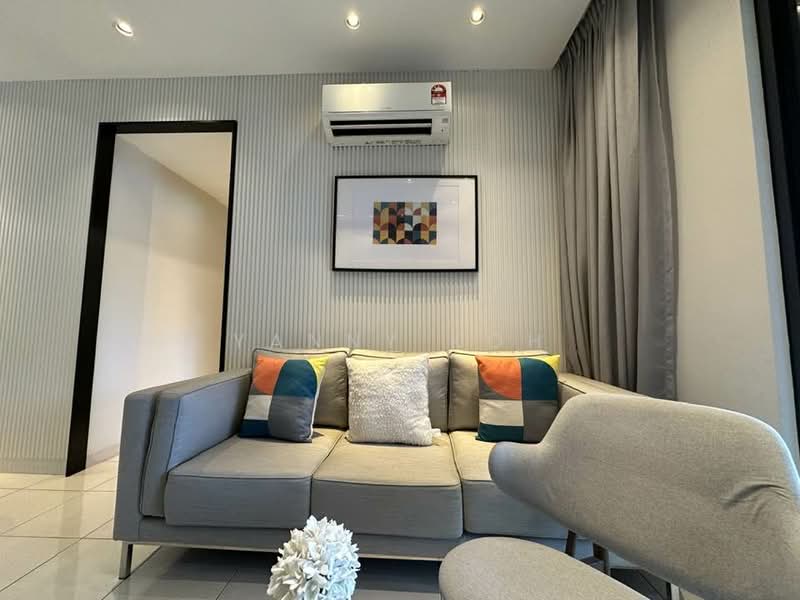 Servis Apartment untuk Dijual di Aster Hill - Yanny Koh - Living Room - PropertyGuru.com.my