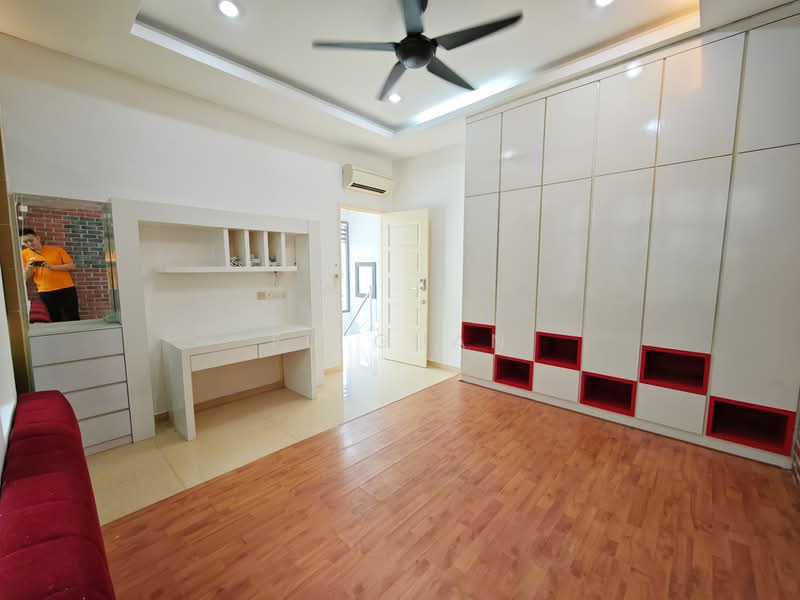 Rumah Berkembar untuk Dijual di Taman Sutera (Johor Bahru) - Fu Guan - Bedroom - PropertyGuru.com.my
