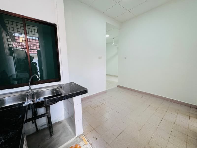 1-storey Terraced House for Sale in Sungai Petani (Kedah) - Jane Poh - Kitchen - PropertyGuru.com.my