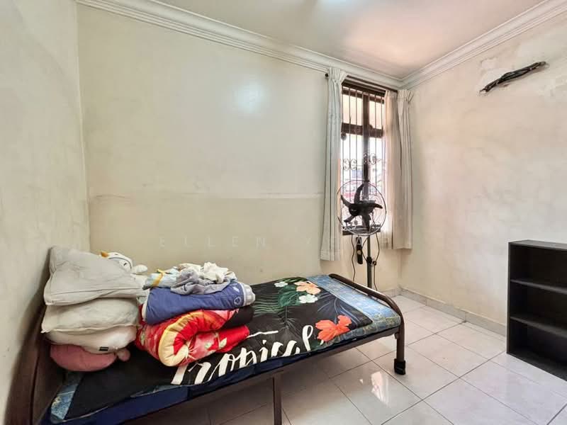 Rumah Teres untuk Dijual di Taman Desa Tebrau (Tebrau) - Ellen Yeap - Bedroom - PropertyGuru.com.my