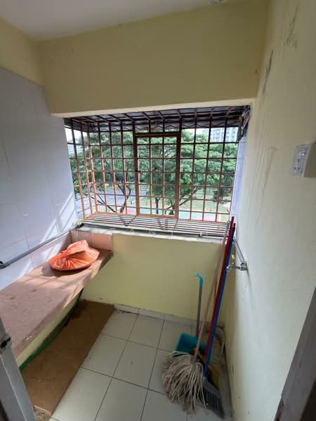 Flat for Rent at Desa Satu - Tiffany Tan - Balcony - PropertyGuru.com.my