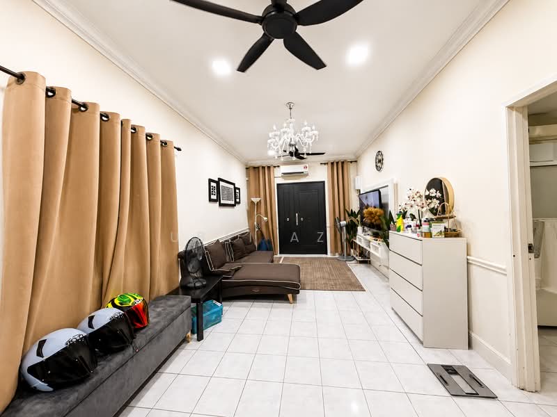1-storey Terraced House for Sale in Taman Meru Putra (Kapar) - Ubai Aziz - Living Room - PropertyGuru.com.my